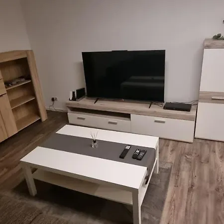3 Zimmer Ferienwohnung In Jever Buitenkant foto