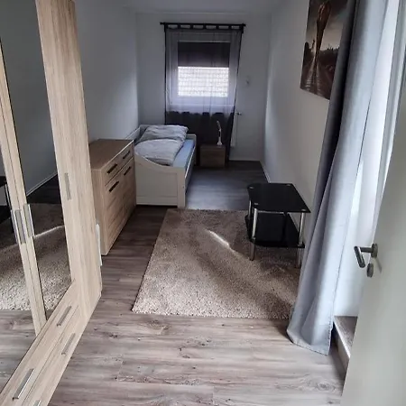 3 Zimmer Ferienwohnung In Jever Buitenkant foto