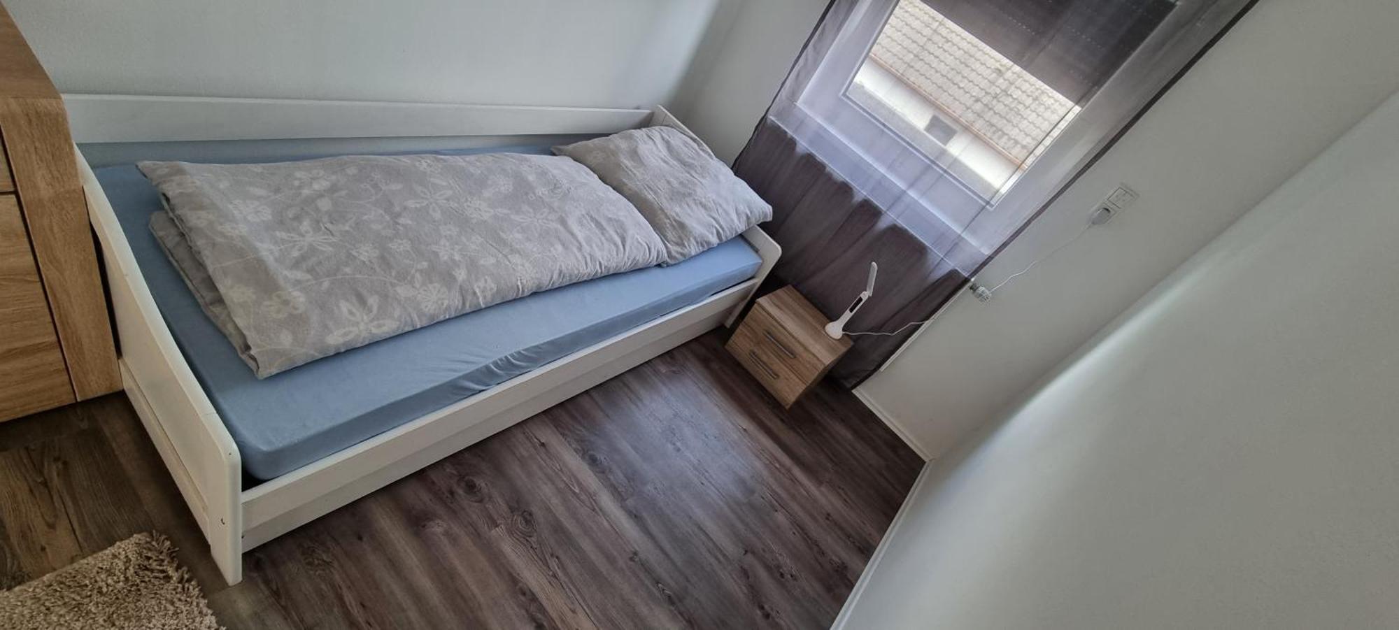Apartment 3 In *