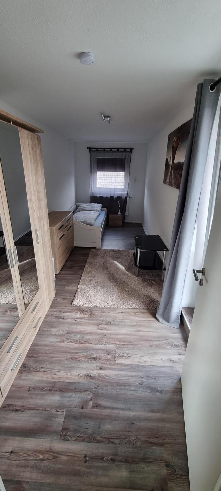 3 In Apartment
